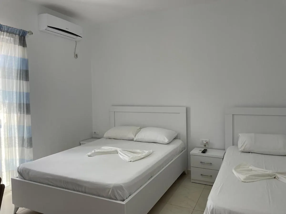 Villa Kleo Ksamil Guest house