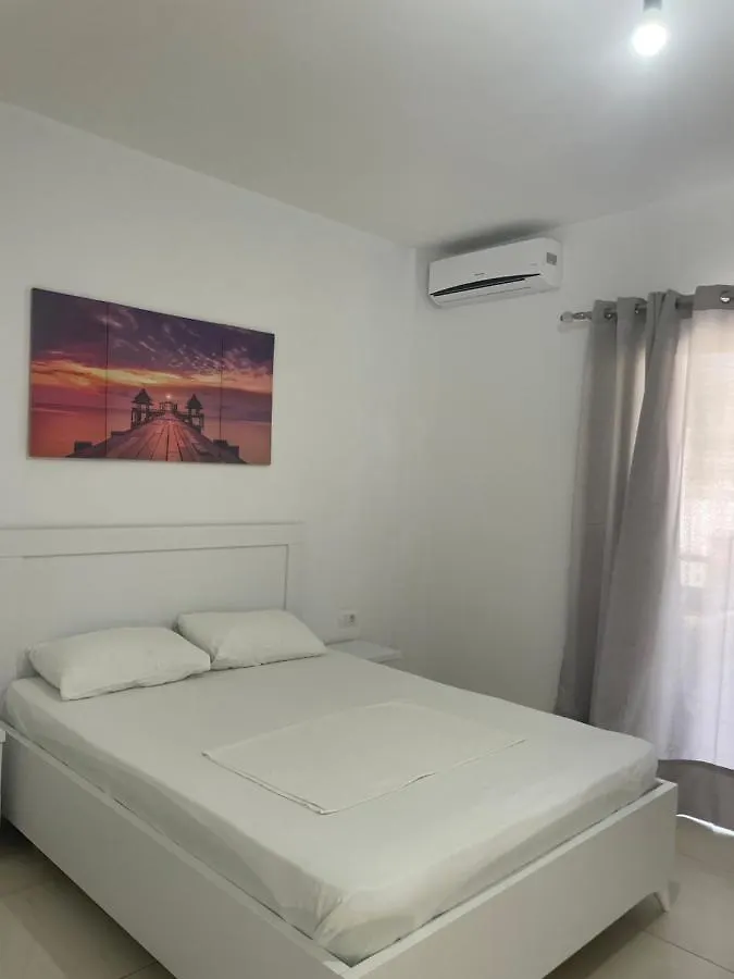 Villa Kleo Ksamil Guest house